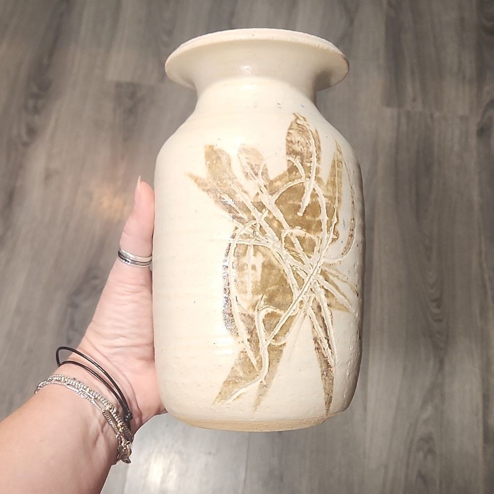 Vintage Freestyle 84' Studio Pottery Vase - Picture 5 of 6